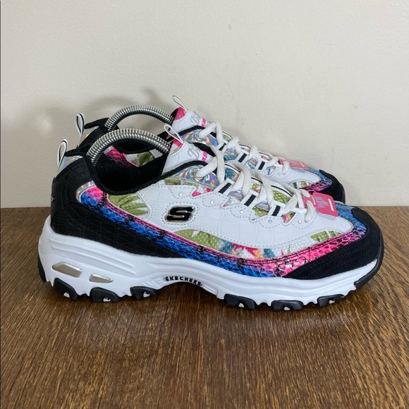 skechers 9.5 wide womens